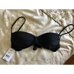 NWT Volcom bikini top